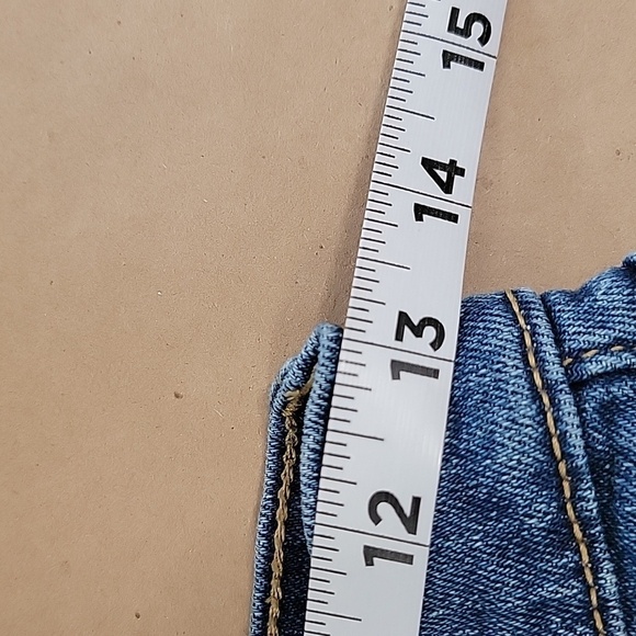 Old Navy Size 4 Ultra High Rise Super Straight Button Fly Jeans with Frayed Hem - Picture 4 of 15